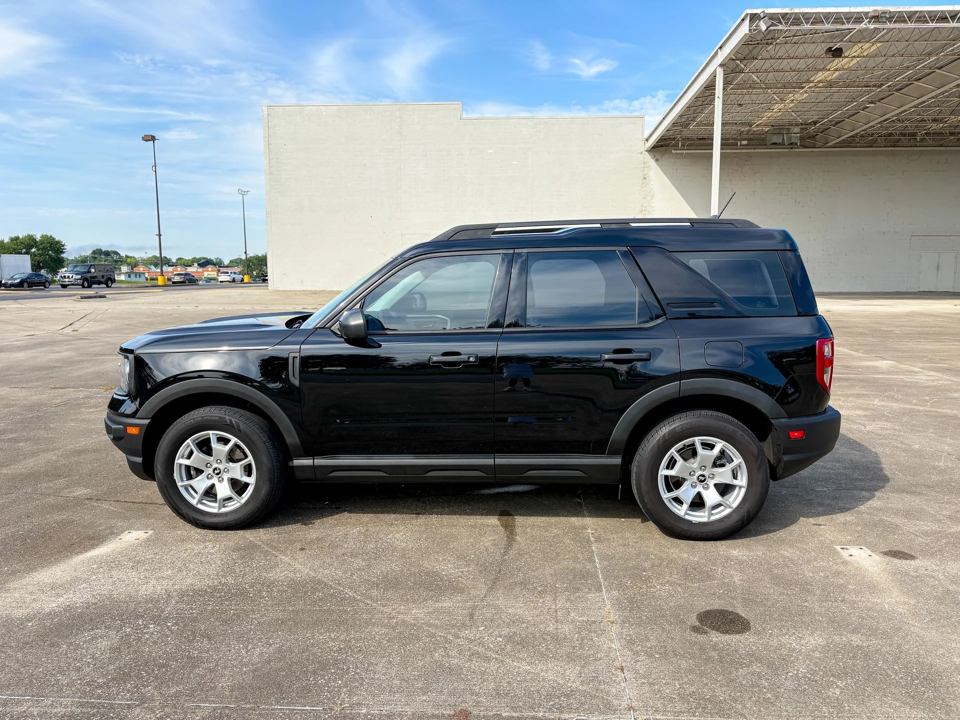 Used 2022 Black Ford Base image 7