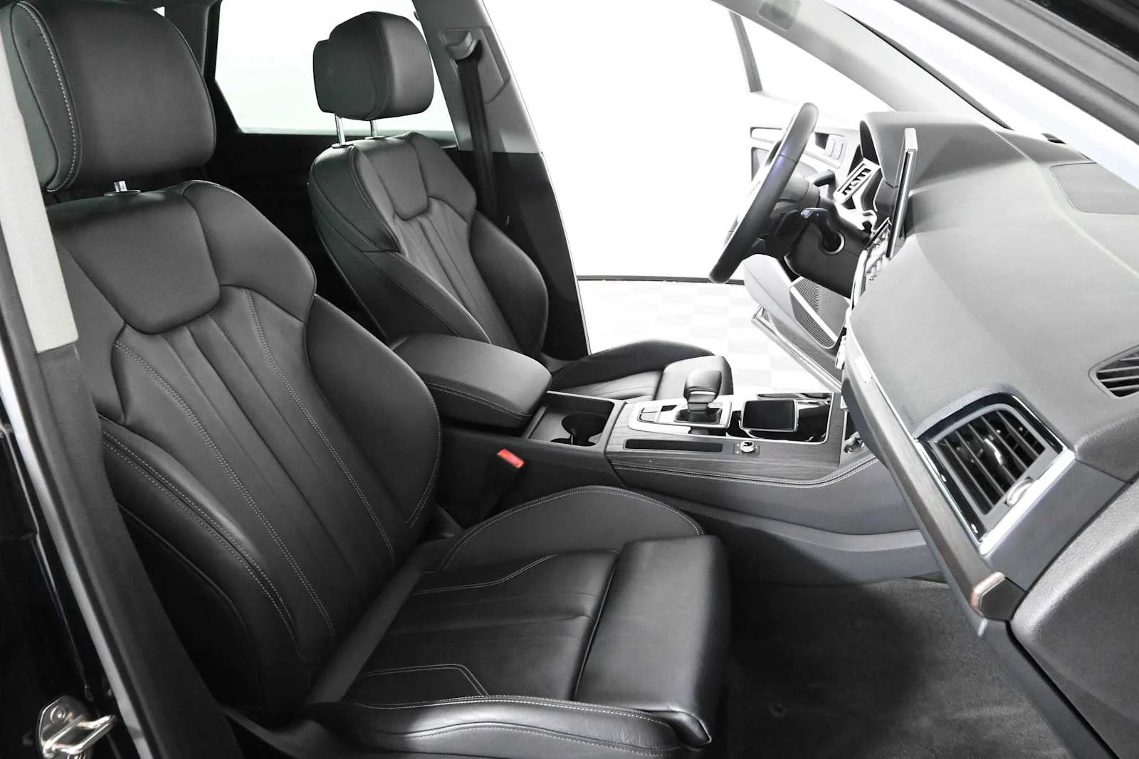 Used 2024 Mythos Black Metallic Audi S line Premium Plus image 12
