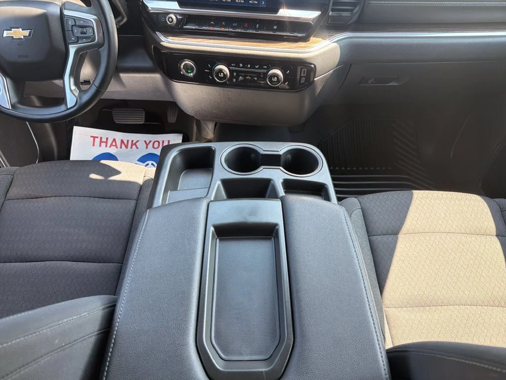 2023 Chevrolet Silverado 1500 LT - Photo 18