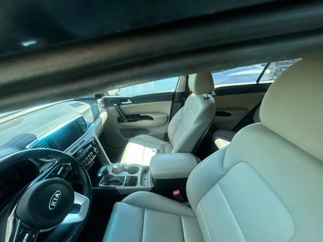 Used 2021 Blue Kia EX image 4
