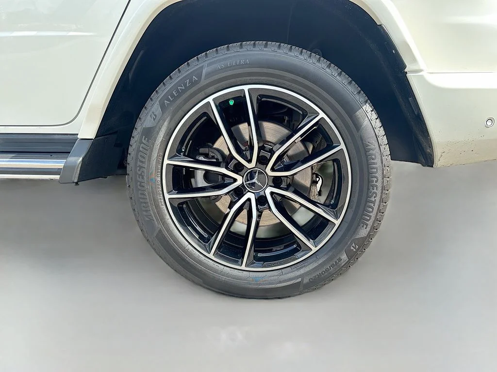 Used 2021 designo Diamond White Metallic Mercedes-Benz G 550 image 13