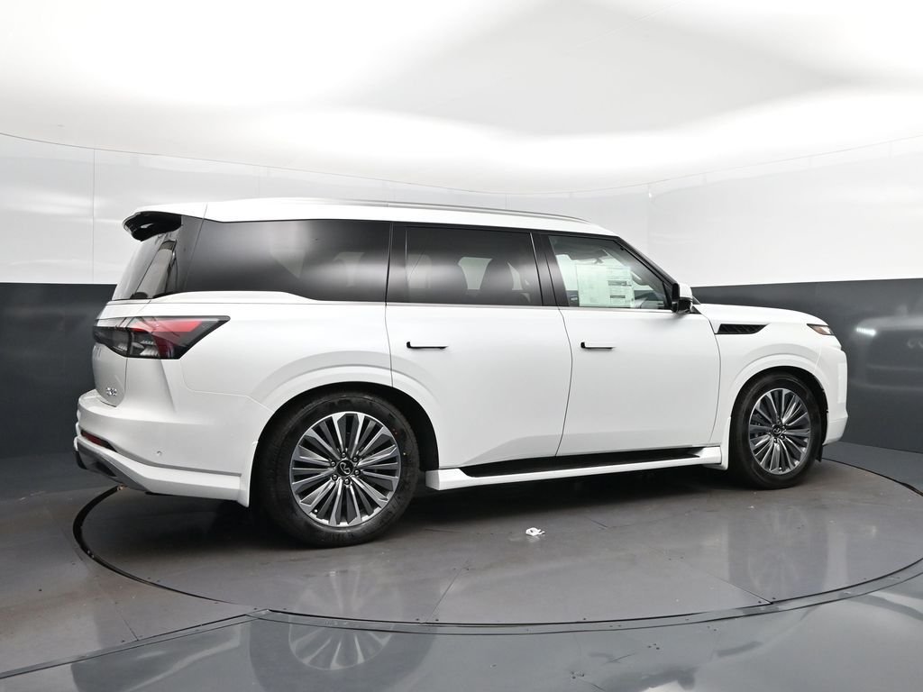 New 2027 RADIANT WHITE INFINITI Luxe 2WD image 8