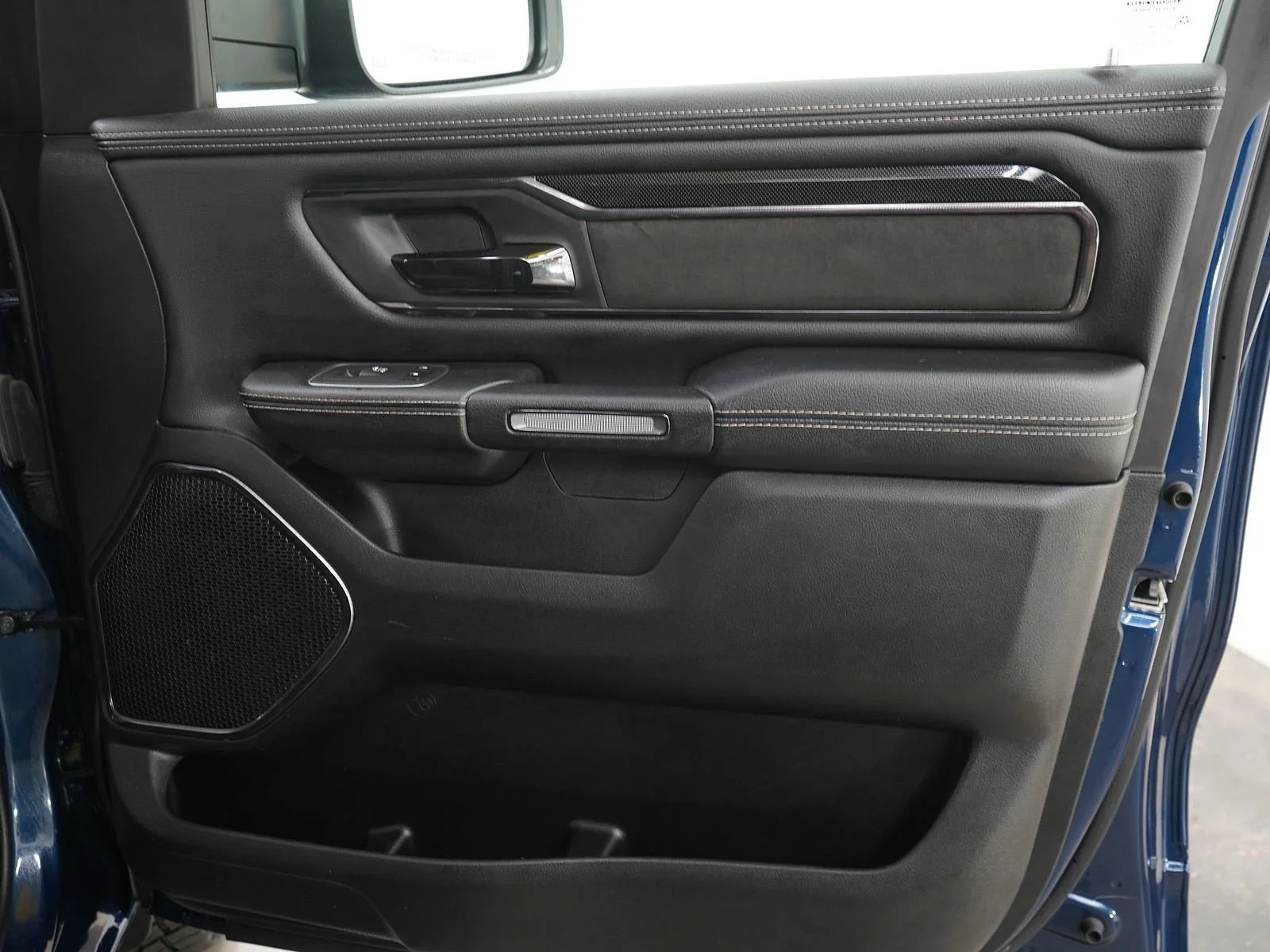 Used 2022 Patriot Blue Pearlcoat Ram Sport image 9