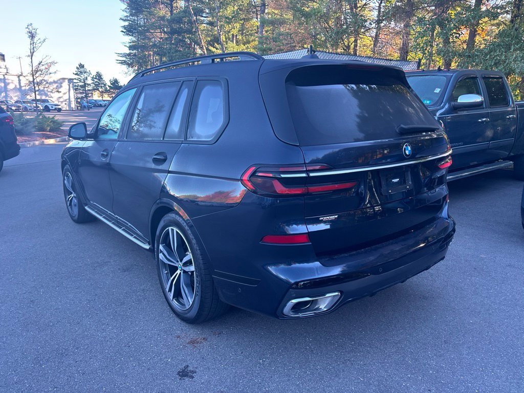 Certified Used 2024 Carbon Black Metallic BMW xDrive40i image 4