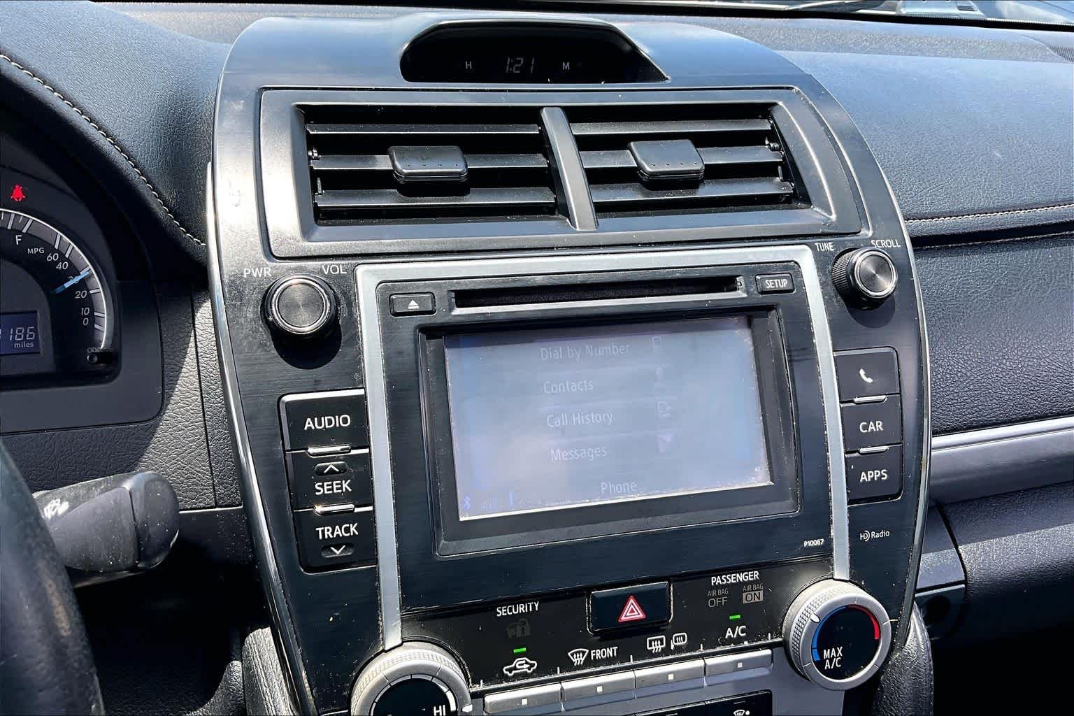 Used 2012 Classic Silver Metallic Toyota SE image 29