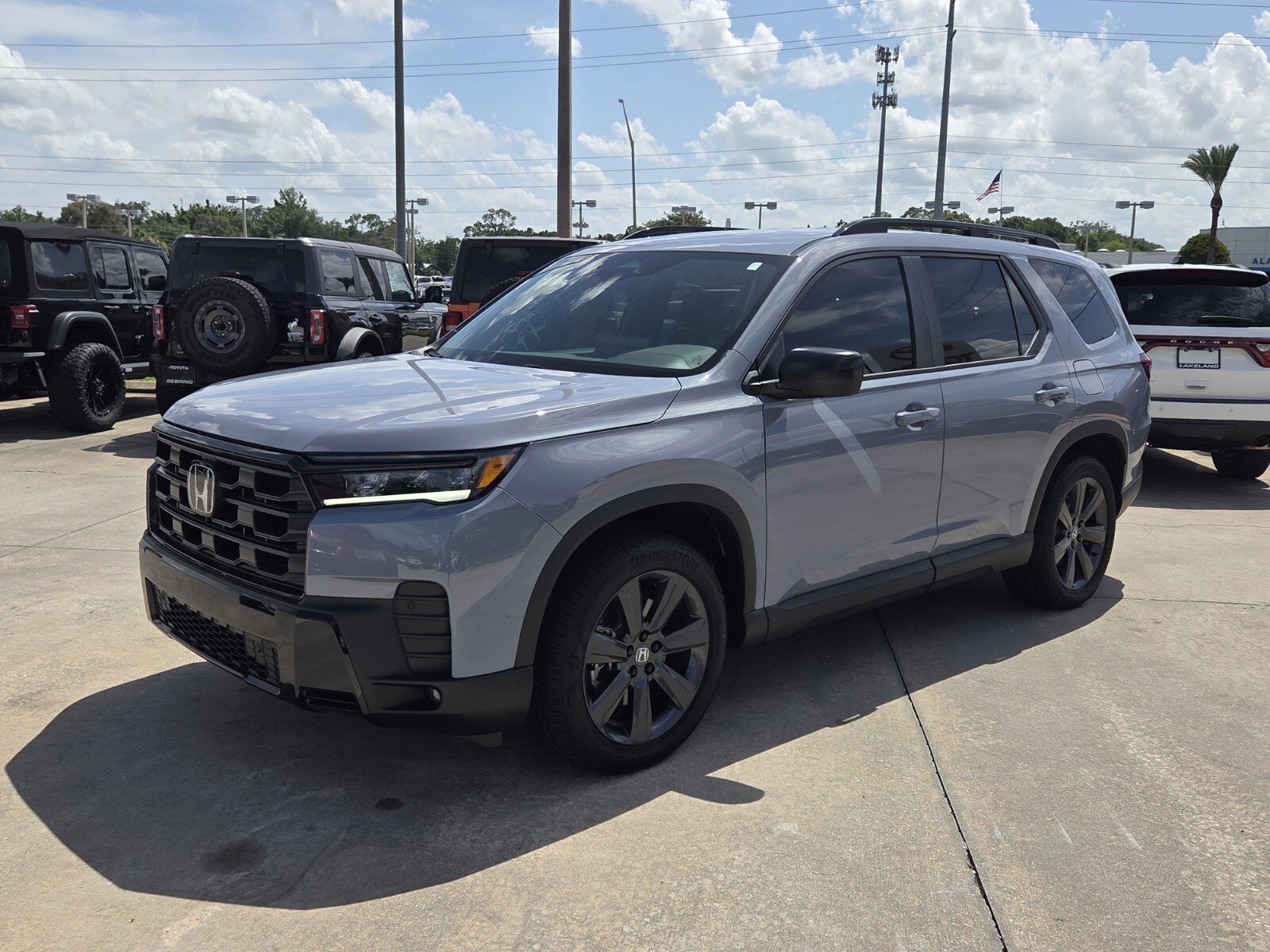 Used 2026  Honda Sport image 2