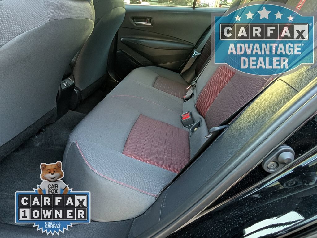 Used 2025  Toyota SE image 18
