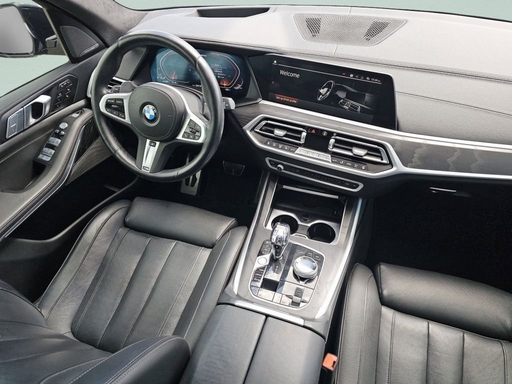Used 2022 Black Sapphire Metallic BMW M50i image 35