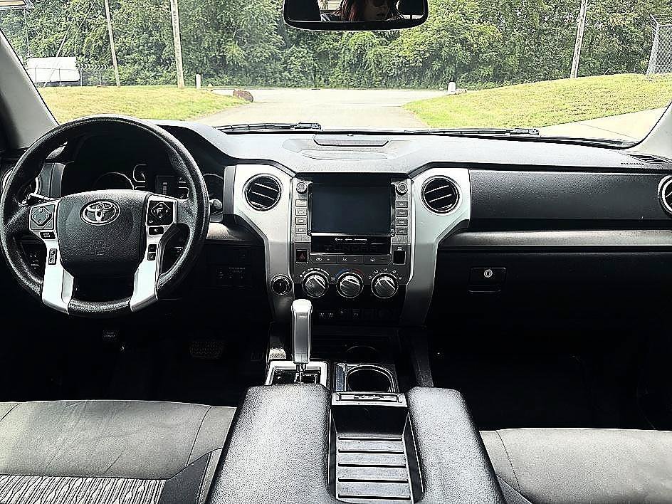 Used 2020 Magnetic Gray Metallic Toyota SR5 image 15