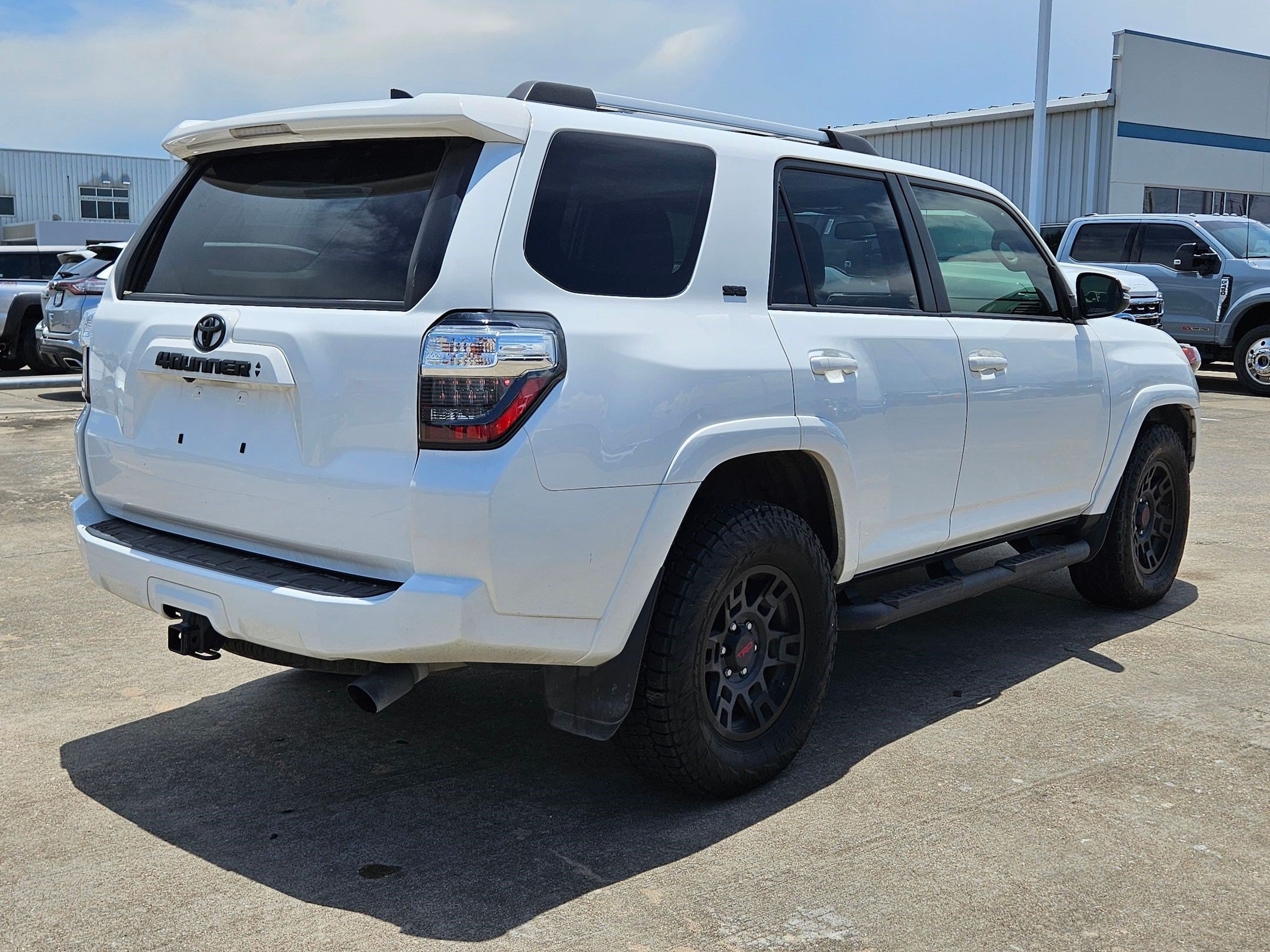 Used 2022 Blue Toyota SR5 Premium image 3
