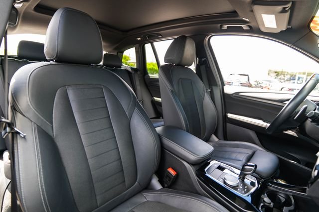 Used 2022 Blue Metallic BMW xDrive30i image 15