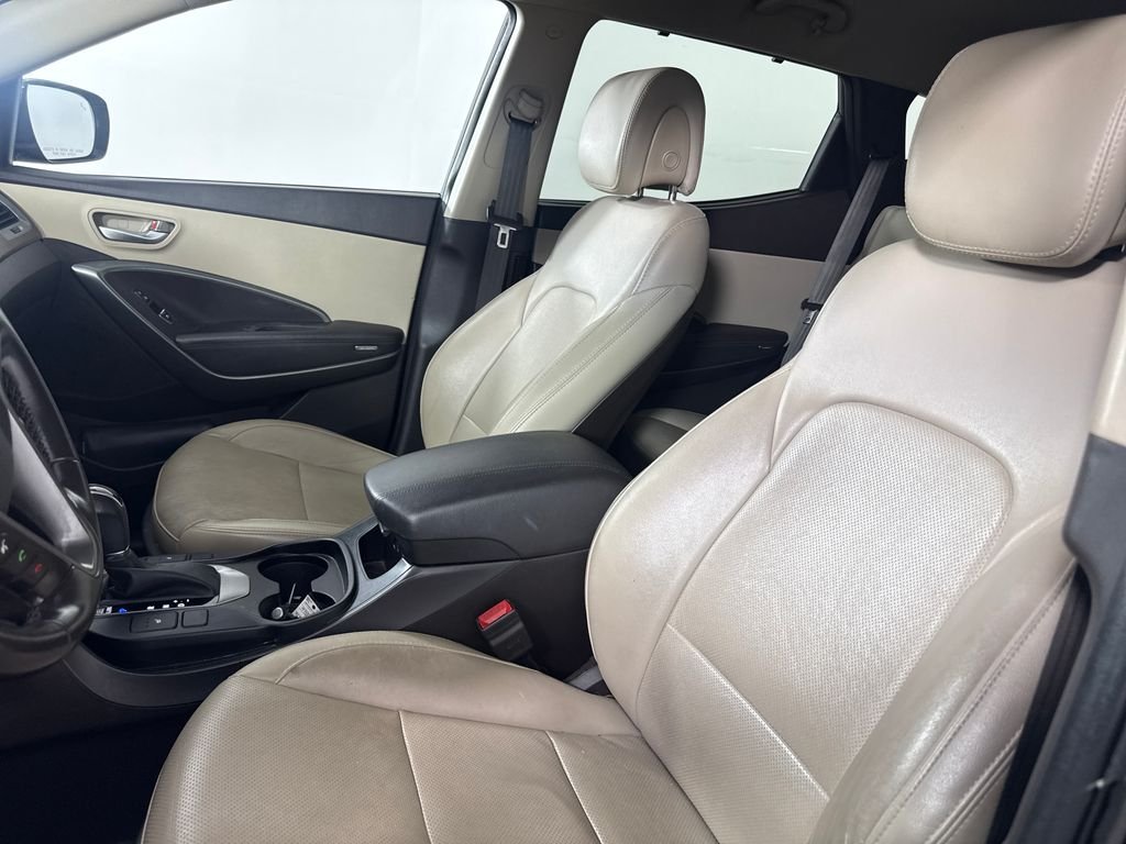 Used 2018 Black Hyundai 2.4 Base image 21