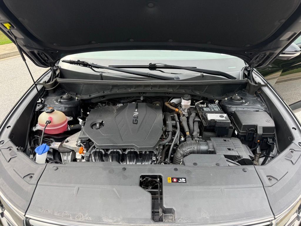 Used 2022 Black Hyundai Limited image 16