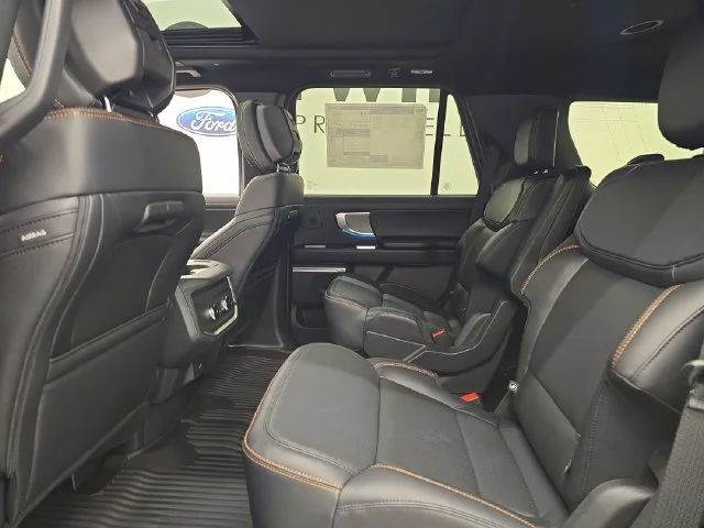 New 2027 Agate Black Metallic Ford Tremor® image 27