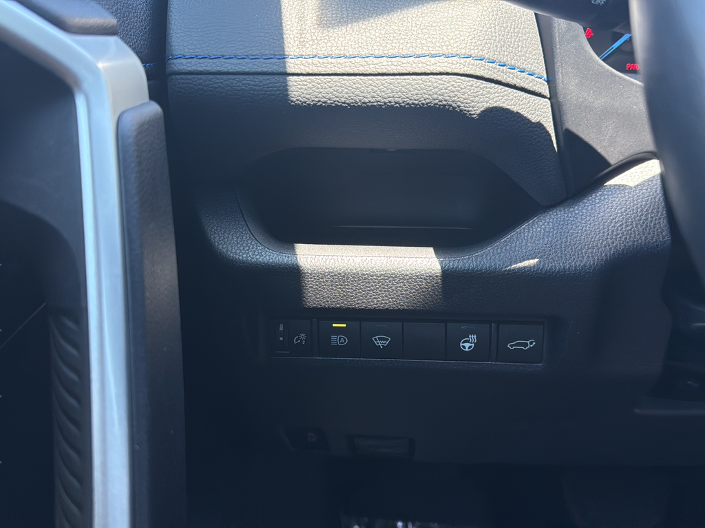 Used 2021 Midnight Black Metallic Toyota XSE image 17