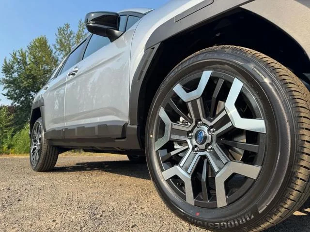 New 2026 ICE SILVER METALLIC Subaru Touring XT image 60