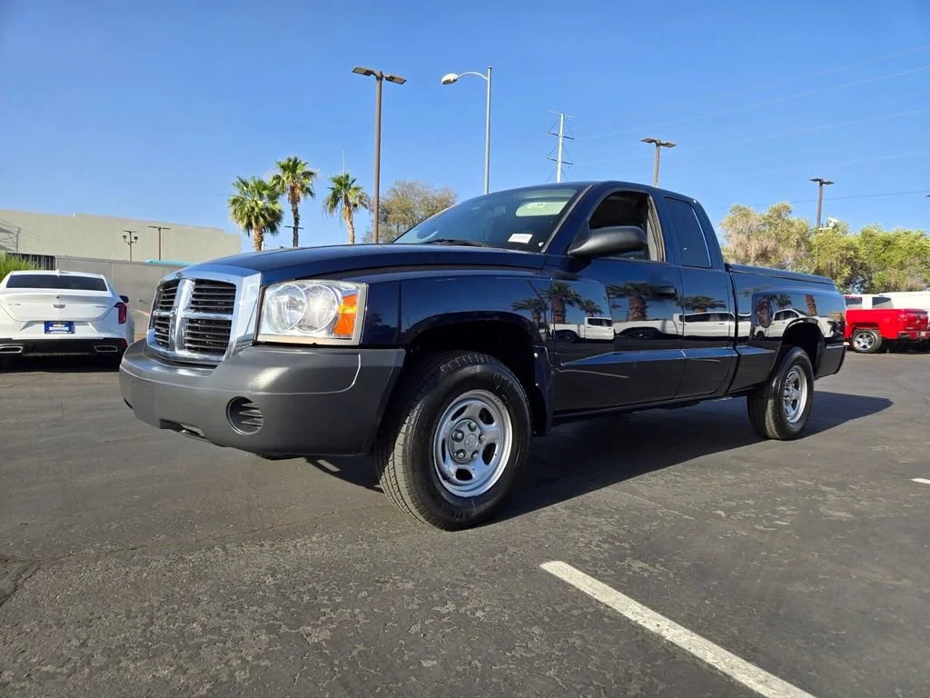 Used 2006 Patriot Blue Pear Dodge ST image 2