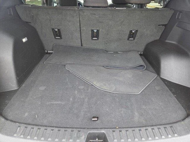 Used 2026 Sterling Gray Metallic Chevrolet AWD LT image 27