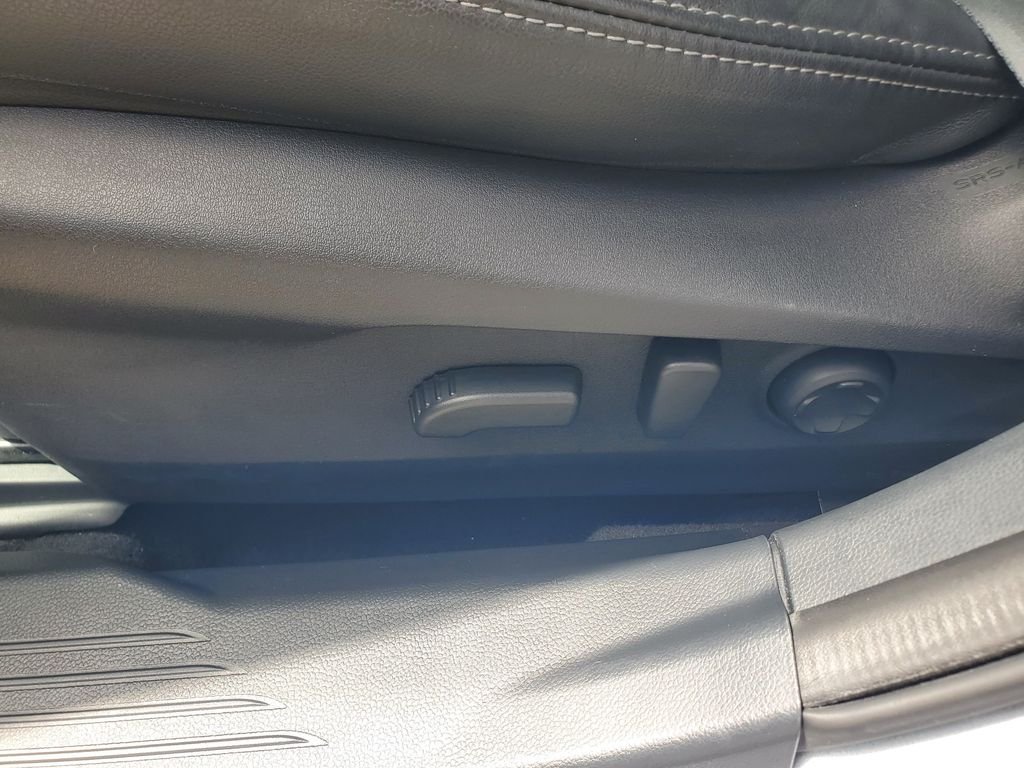 Used 2024 Silver Subaru Limited image 18
