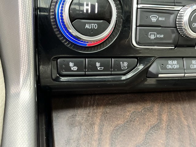 Used 2024 White Frost Tricoat GMC Denali image 26