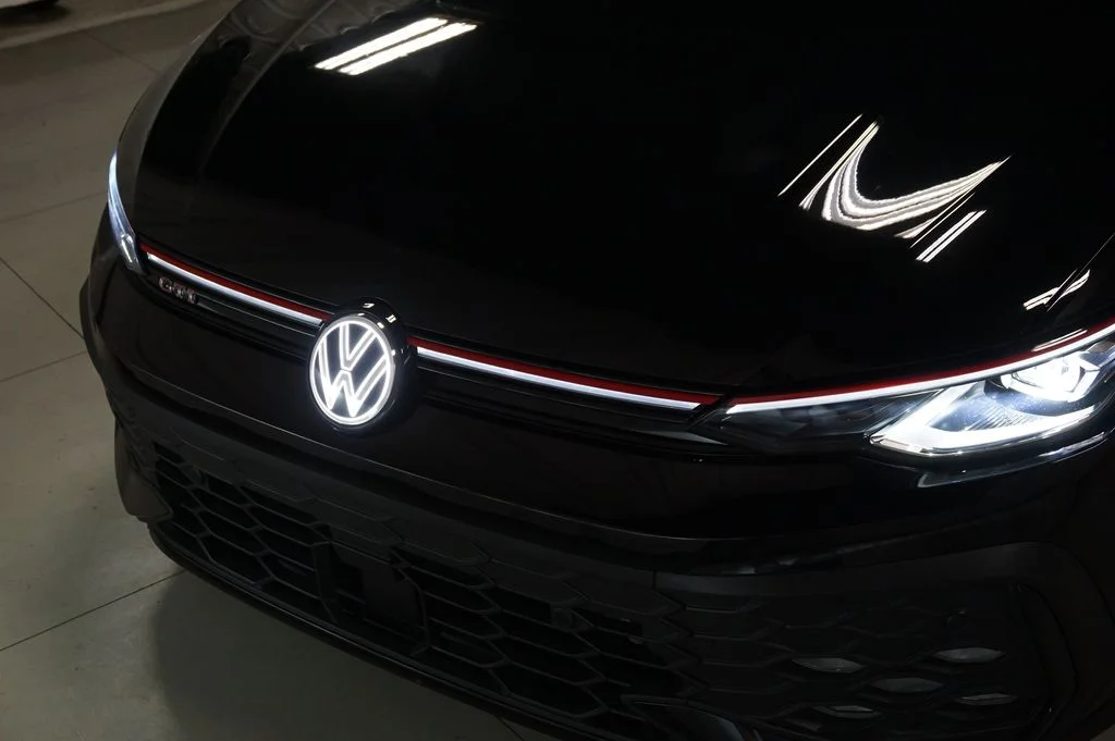 New 2026 Black Volkswagen Autobahn image 37