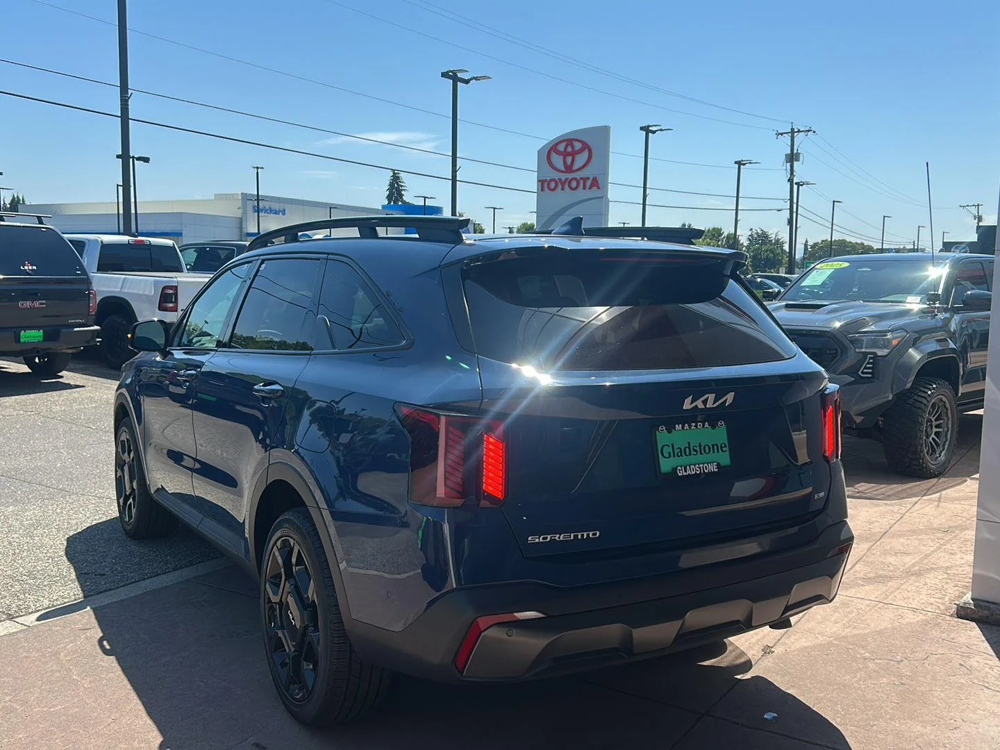 Used 2024 Midnight Lake Blue Kia X-Line SX image 3