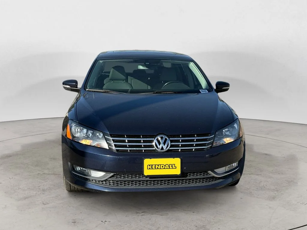 Used 2015 Blue Volkswagen TDI SEL Premium image 8