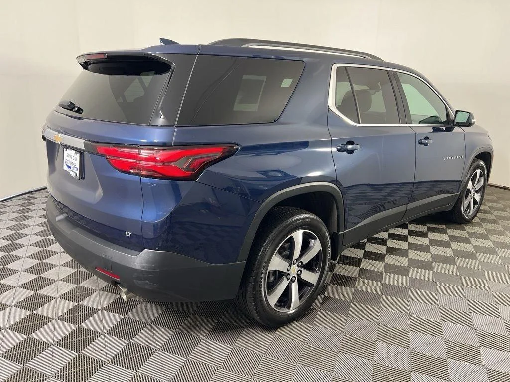 Used 2023 Northsky Blue Metallic Chevrolet LT Leather image 4