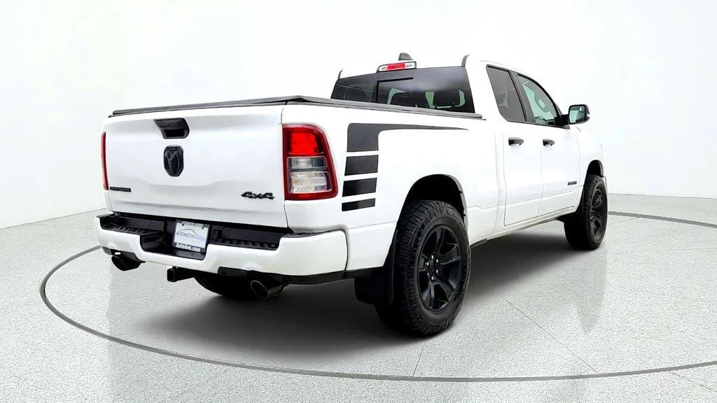 Used 2023 Bright White Clearcoat Ram Big Horn Quad Cab 4x4 Night Edition w/ HEMI V8 & Level 2 Group image 5