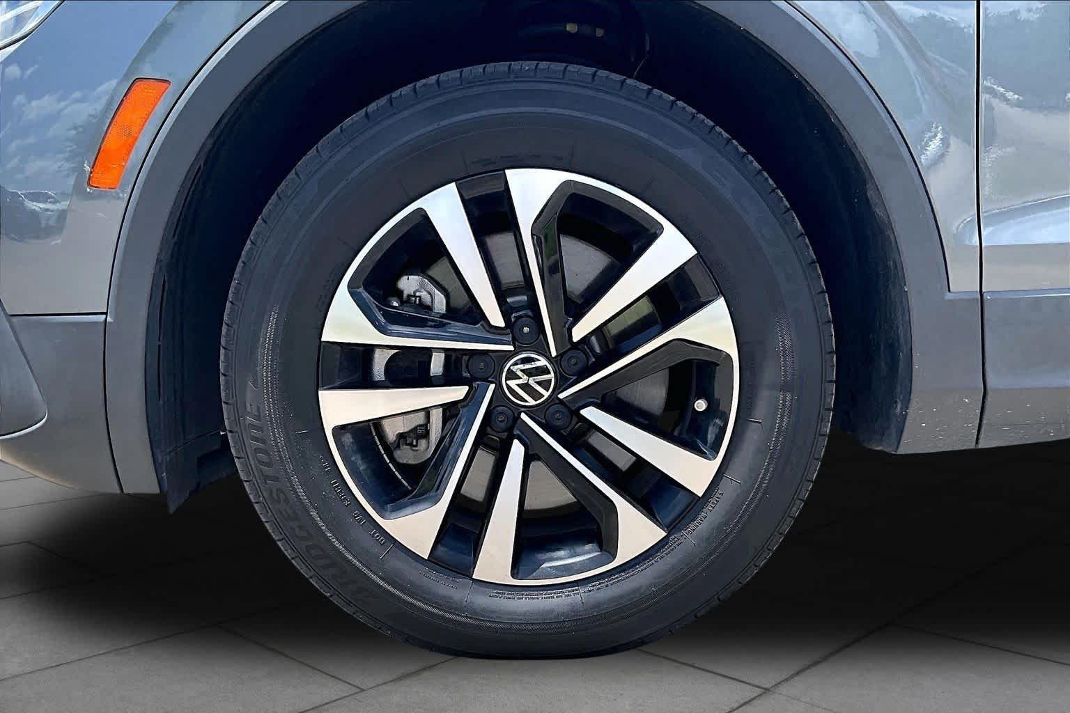 Used 2023 Platinum Gray Metallic Volkswagen S image 10