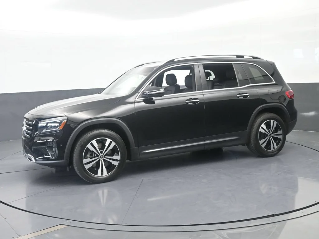 2025 Mercedes-Benz GLB Base