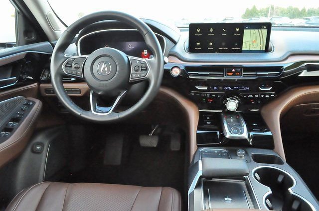 Used 2023 White Acura w/Technology Package image 19