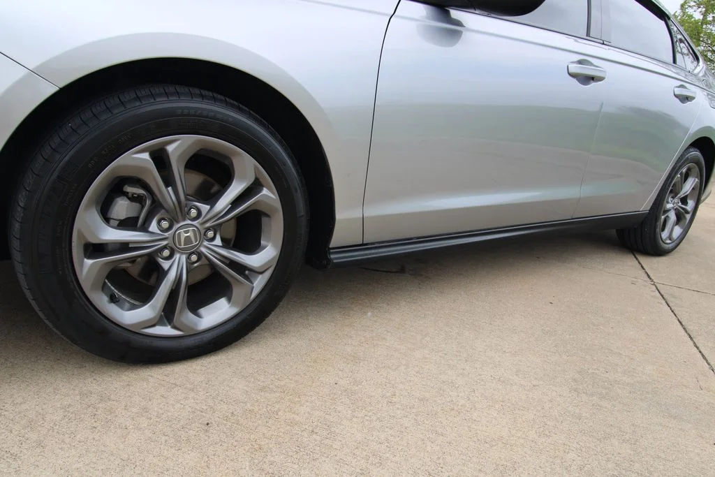 Used 2024 Solar Silver Metallic Honda EX image 10