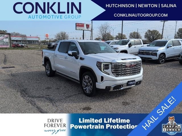 2023 GMC Sierra 4WD Crew Cab Short Box Denali's photo