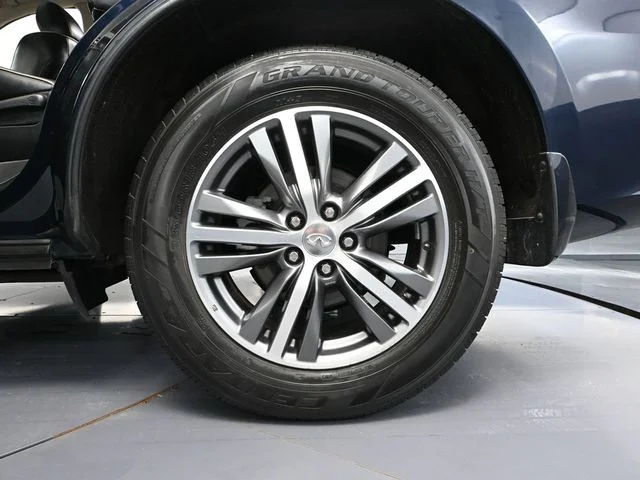 Used 2020 Blue INFINITI LUXE image 14