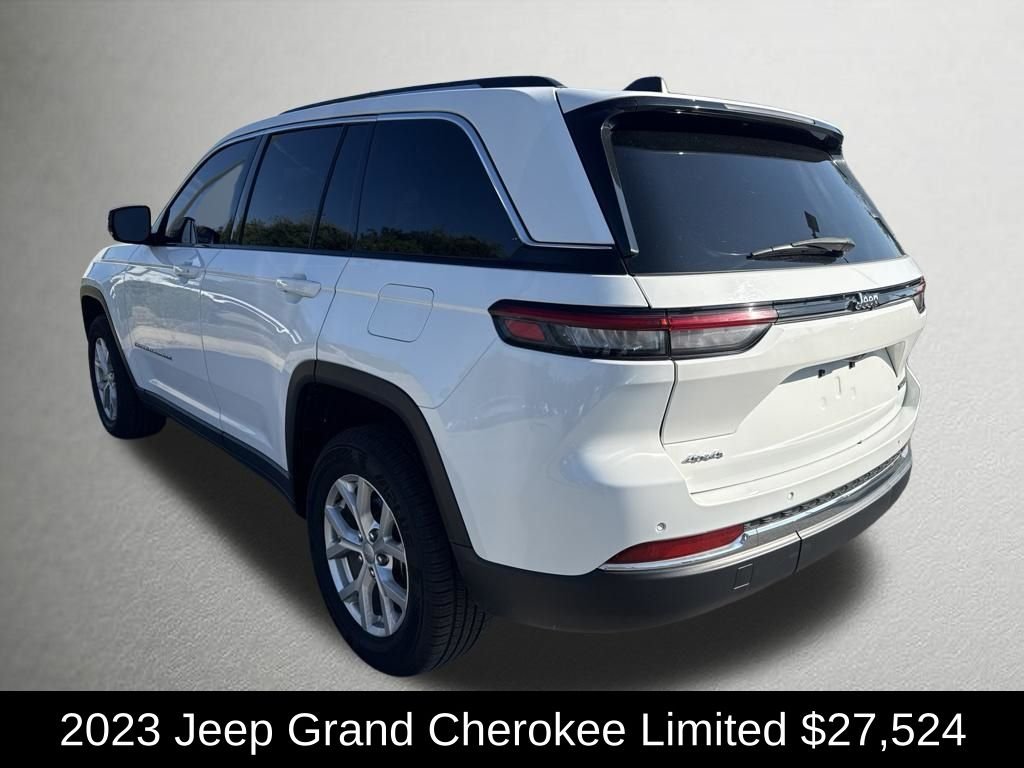 Used 2023  Jeep Limited image 5