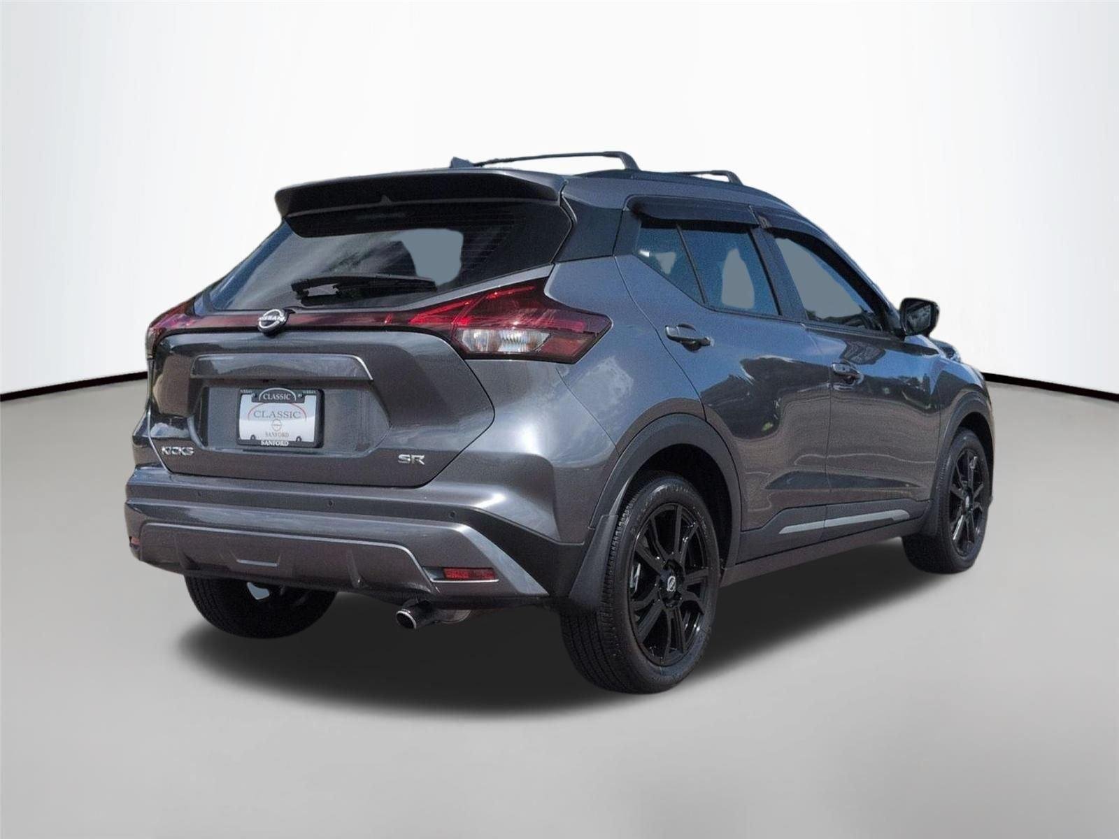 Used 2024 Gun Metallic Nissan SR image 5