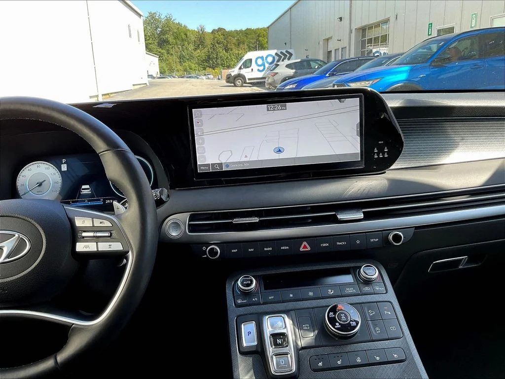 Used 2023 White Hyundai Limited image 11