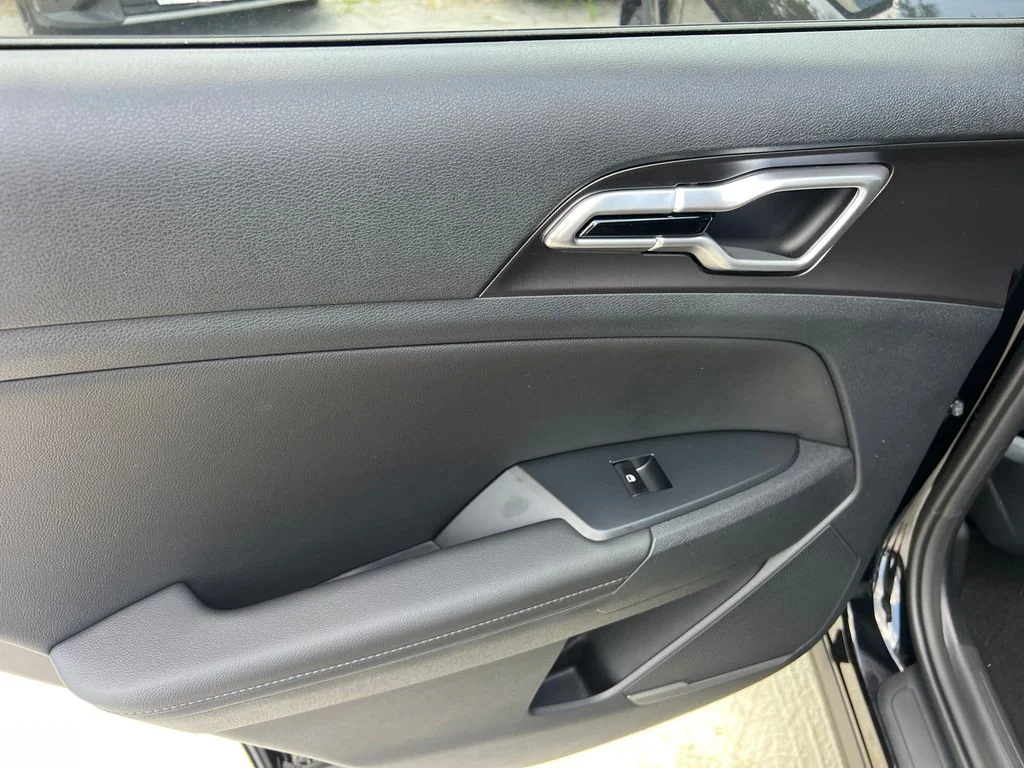 New 2026 Black Kia EX image 16