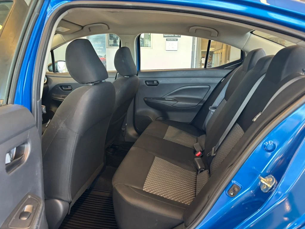 Used 2022 Blue Nissan 1.6 S image 26