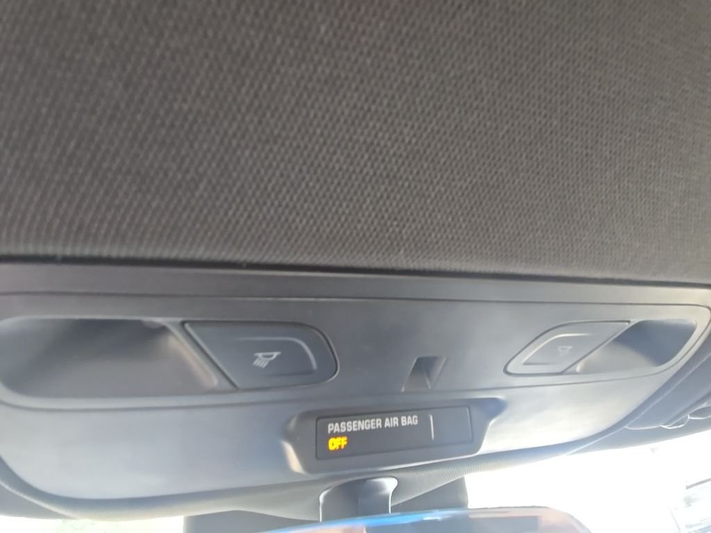 Used 2017 Red Chevrolet SS image 25