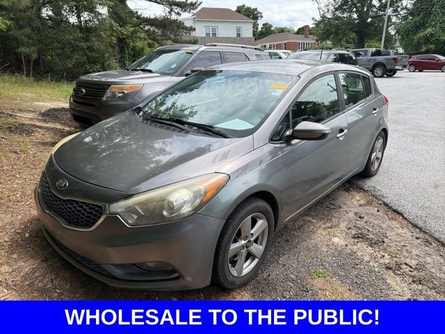 2016 Kia Forte LX AT's photo