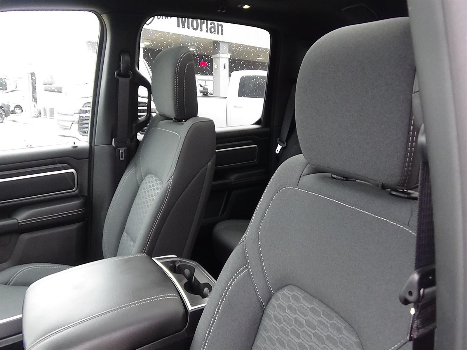 Used 2025 Bright White Clear Coat (pw7) RAM Big Horn image 22