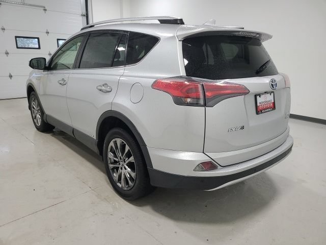 Used 2016 Classic Silver Metallic Toyota Limited image 9