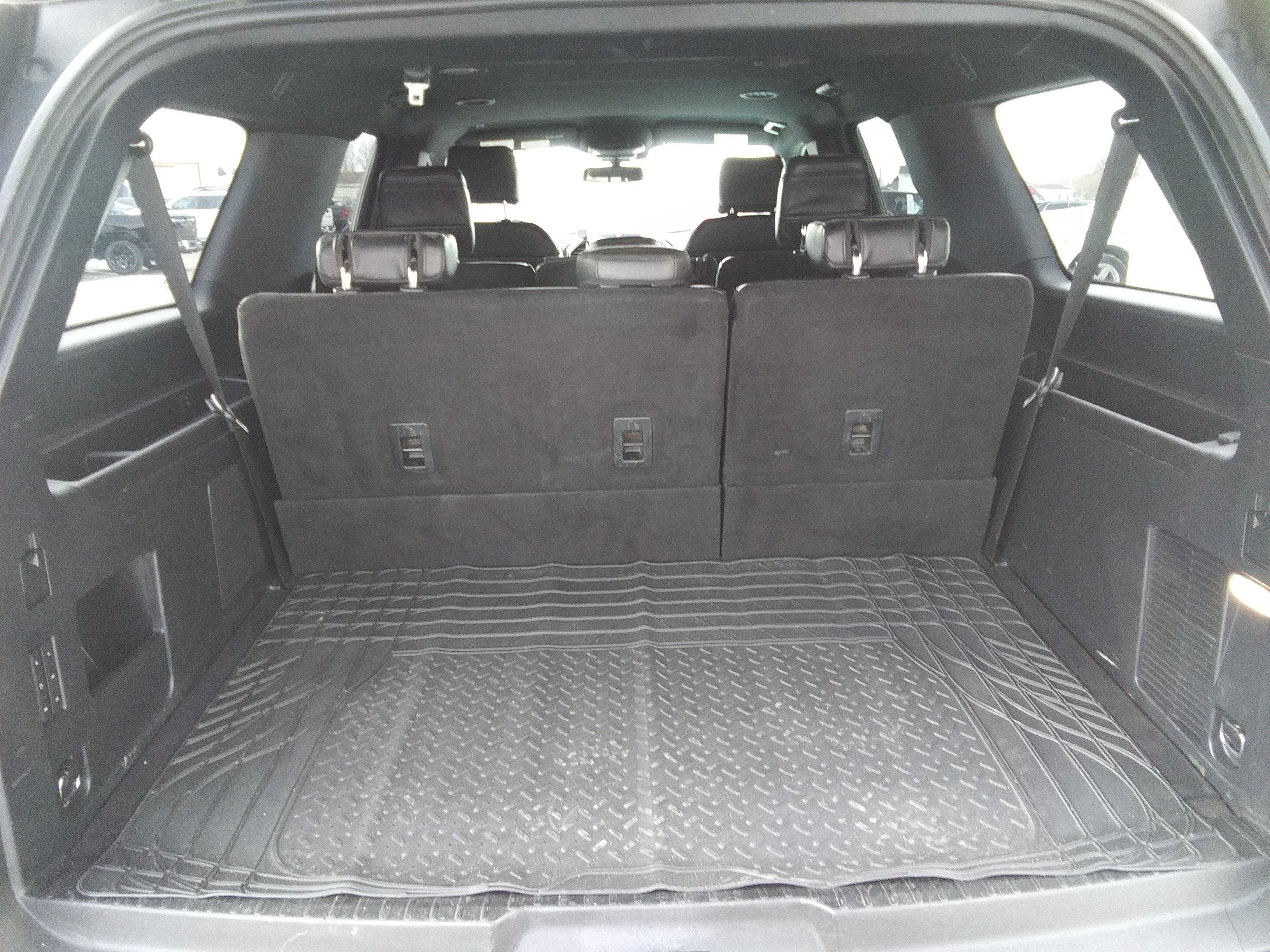 Used 2020 White Ford Limited image 8