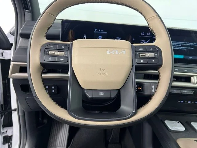 New 2027 White Kia EX image 17