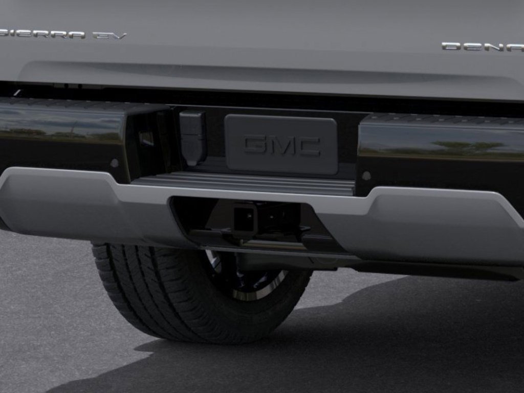 2024 GMC Sierra EV Denali - Photo 38