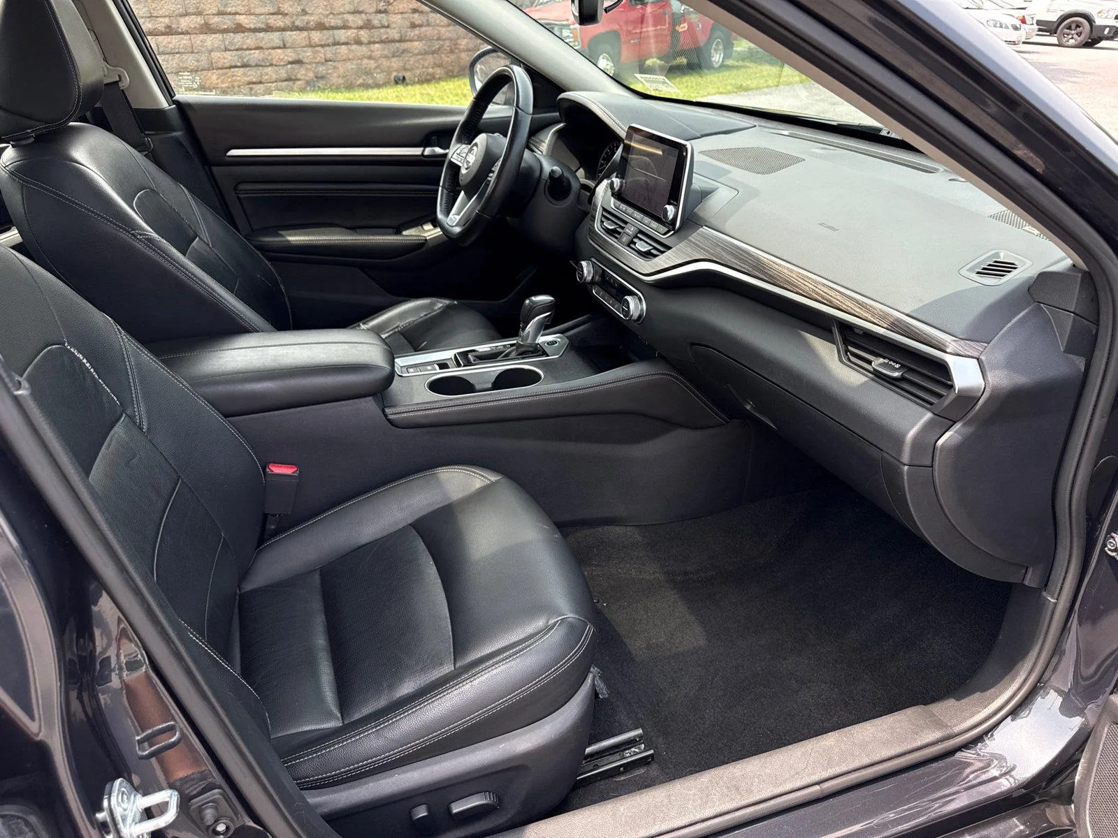 Used 2019 Storm Blue Metallic Nissan 2.5 Platinum image 27