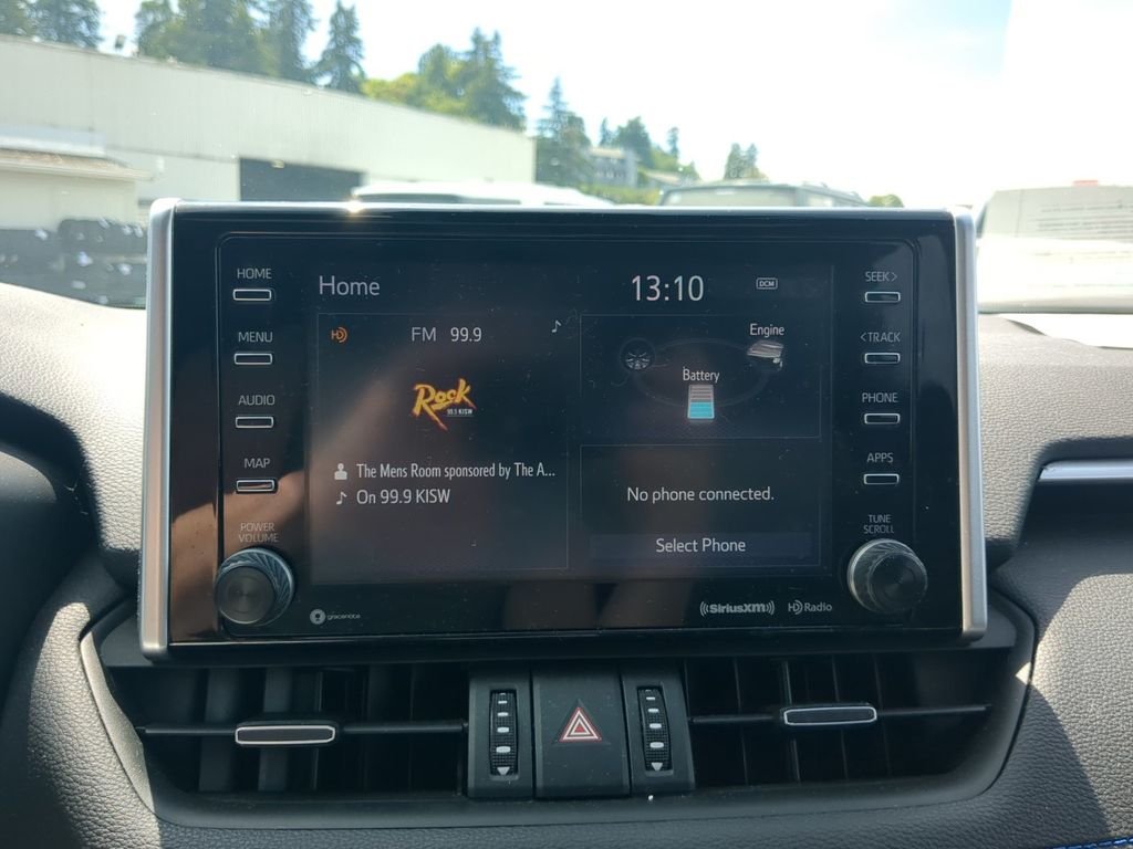 Used 2019 Silver Sky Metallic Toyota XSE image 21