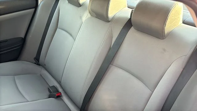 Used 2016 Gray Honda LX image 23